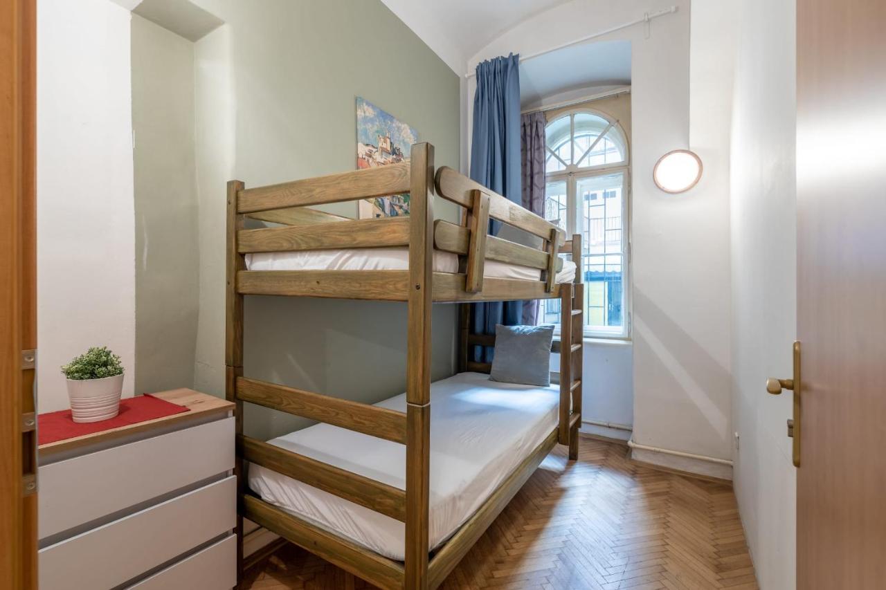 Spacious 3 Bedroom Apartment In The Heart Of Prague Ngoại thất bức ảnh